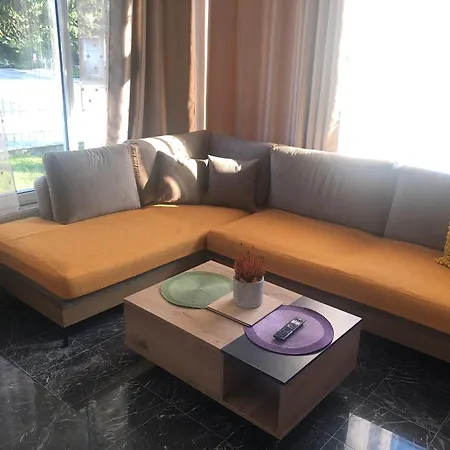 Apartamento Brand New Renovated By The Stadium *