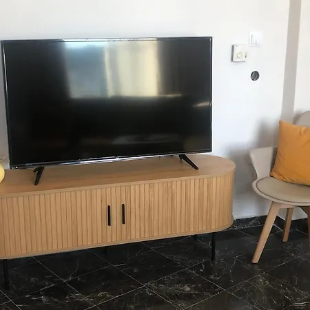 Brand New Renovated By The Stadium *