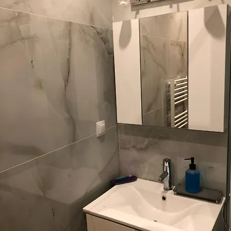 Apartamento Brand New Renovated By The Stadium