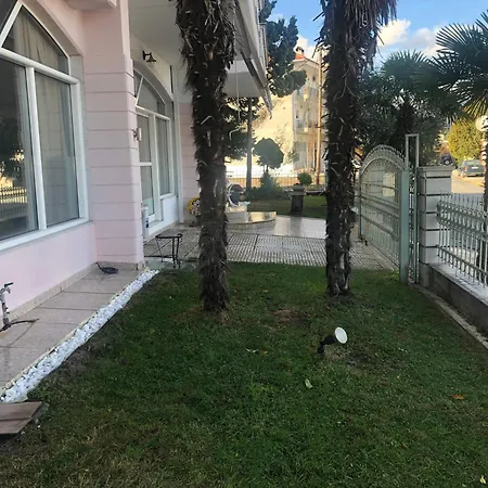 Brand New Renovated By The Stadium Apartamento *