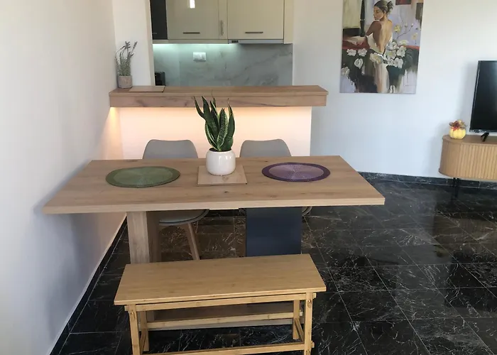 Brand New Renovated By The Stadium Apartamento *