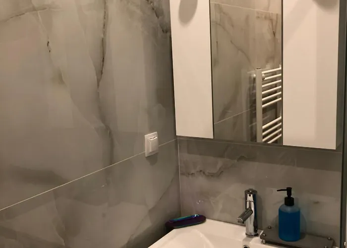 Apartamento Brand New Renovated By The Stadium